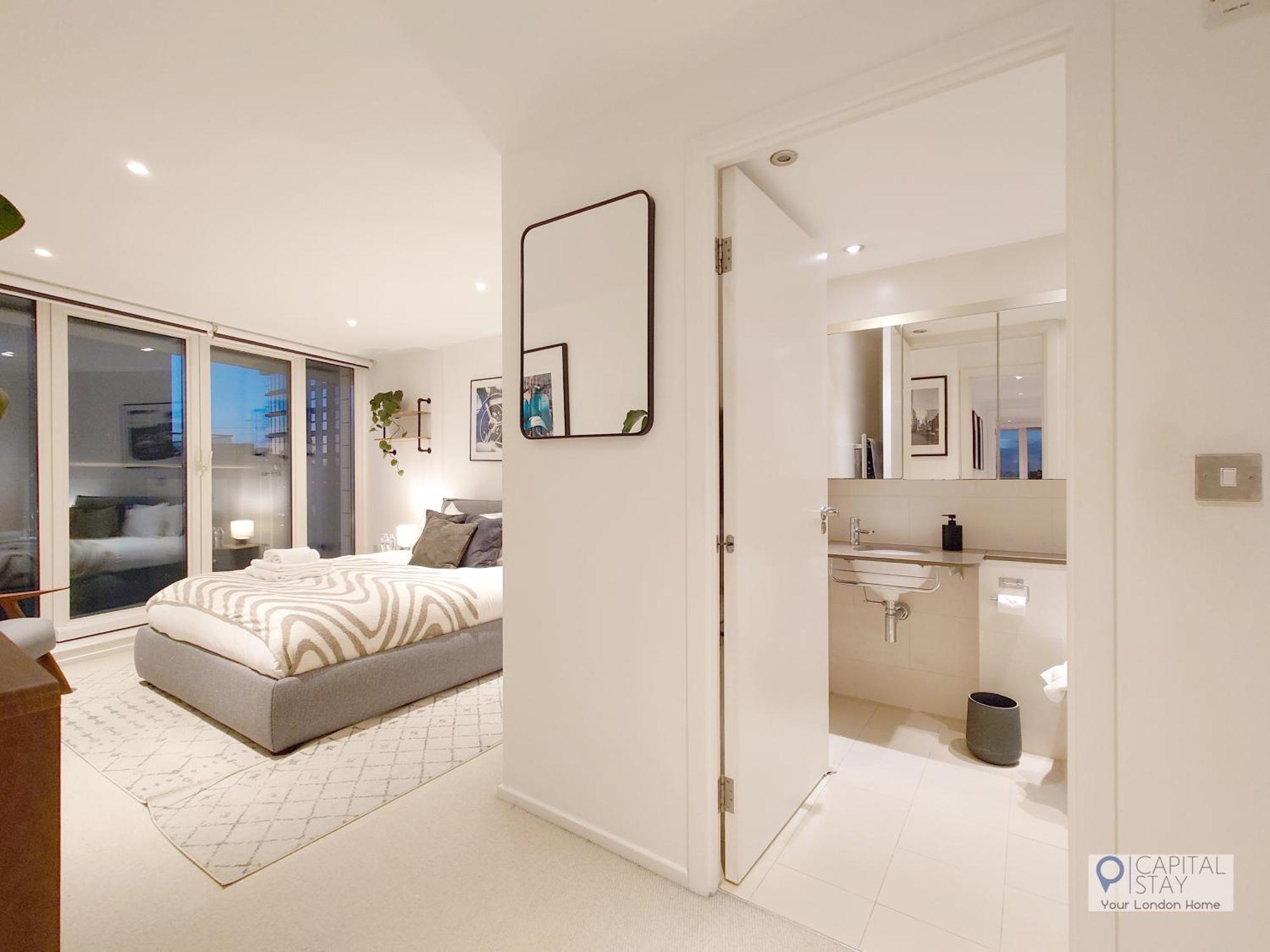 Deluxe Two Bed Apartment With River & City View Londra Dış mekan fotoğraf