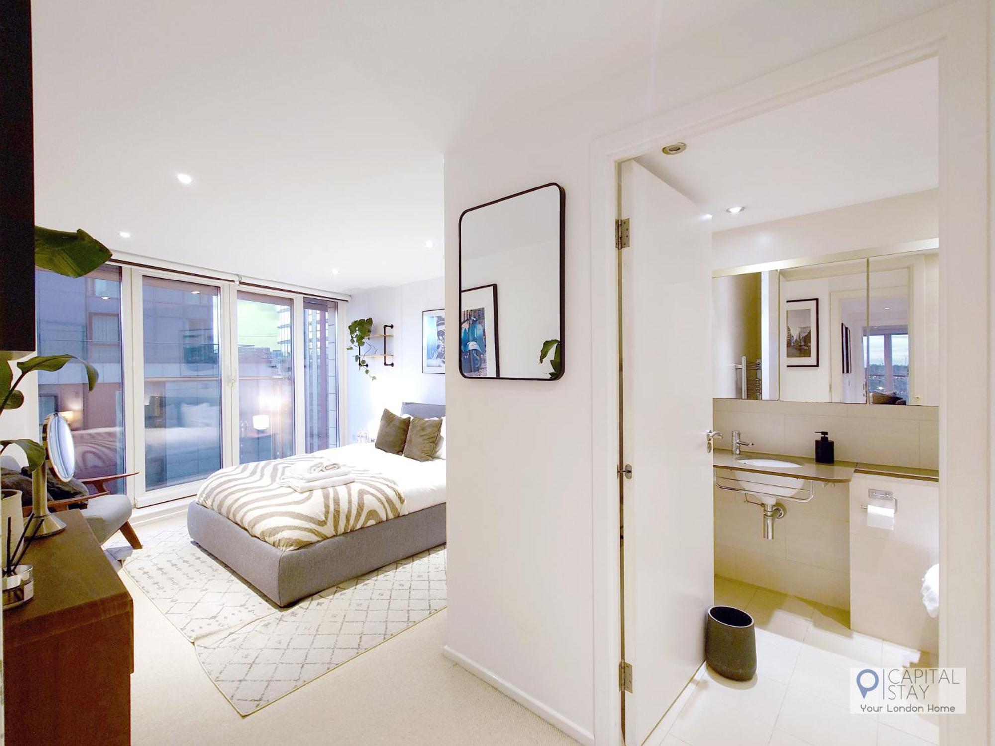 Deluxe Two Bed Apartment With River & City View Londra Dış mekan fotoğraf